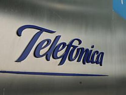Telefónica comunica que 1.002 personas se han adherido al ERE durante 2012