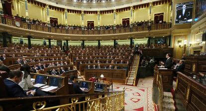 Vista general del hemiciclo del Congreso de los Diputados al inicio del debate.