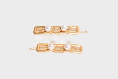 Horquillas doradas con perlas y cristales de Uterqüe (29 €)