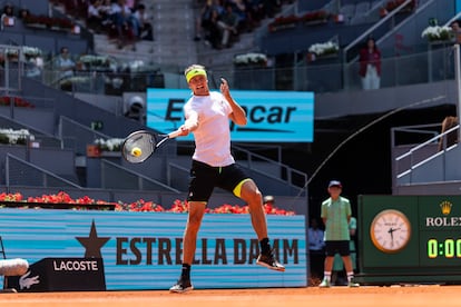 Alexander Zverev, este viernes en el estadio Manolo Santana durante su partido ante Roberto Bautista.