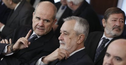 Manuel Chaves y José Antonio Griñán, durante el juicio de los ERE.