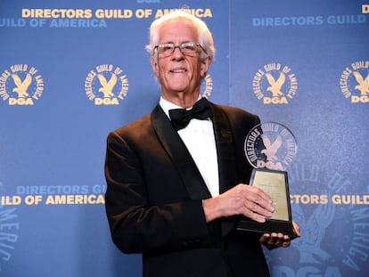 Michael Apted, con un premio por su carrera otorgado en 2013 por el Sindicato de Directores.
