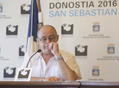 El alcalde de San Sebasatián, Juan Karlos Izagirre, durante la rueda de prensa en la que ha anunciado que abandona la primera línea política.