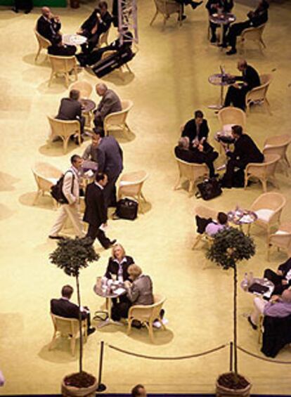 Ambiente del Forum Telecom 2003.
