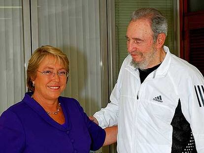 Michelle Bachelet con Fidel Castro