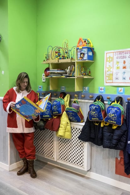 Patricia Gonzalo Díaz. Profesión: Directora gerente de tres Escuelas de Educación Infantil. Lugar de trabajo como Papá Noel: Festivales de navidad de escuela infantil. "Significa ser la causa de unos de los momentos más intensos y felices que puede vivir un niño y que probablemente no olvidará nunca".