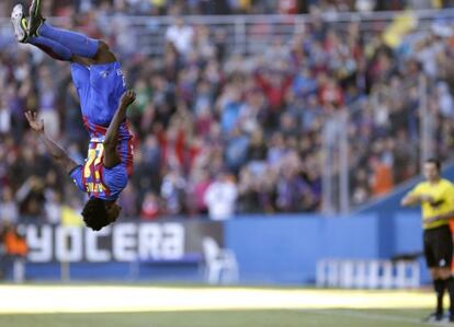 Martins celebra su primer gol ante el Granada