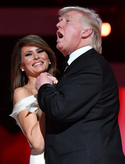 Los Trump bailando en la gala Liberty Ball, en Washington, el 20 de enero, tras la investidura del magnate como presidente de Estados Unidos.