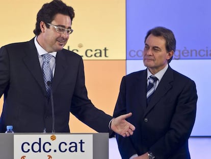 David Madí, cuando era secretario de comunicación de CDC, en 2010, con Artur Mas.