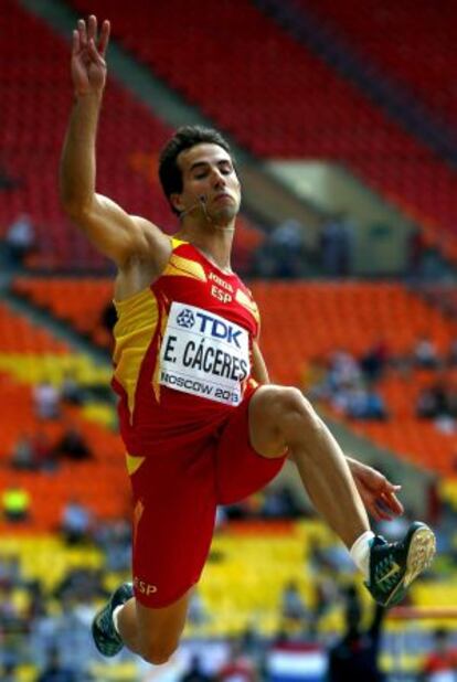 Eusebio C&aacute;ceres, en los Mundiales de Atletismo Mosc&uacute;.