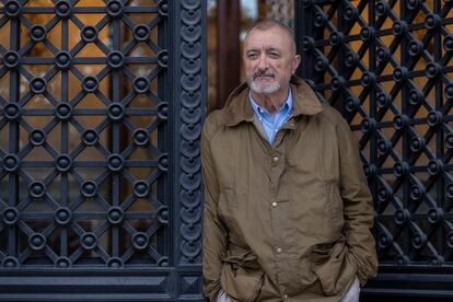 Arturo Pérez-Reverte en la Real Academia Española, en Madrid, el año pasado.