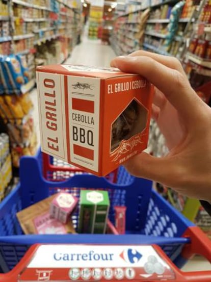 Alimento de Carrefour de grillo.