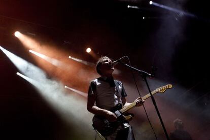 Alex Kapranos, de Franz Ferdinand, en la actuaci&oacute;n del grupo en el Sun Festival.