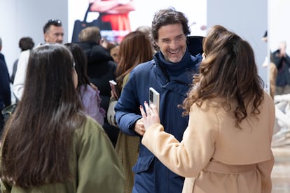 Javier Goyeneche, fundador y presidente Ecoalf, en el estand de la marca en Pitti Immagine Uomo, feria de moda masculina celebrada en Florencia.