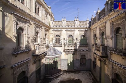 Palacio en Aguilar de la Frontera, Córdoba. Un palacio neomudéjar-plateresco que data de principios del siglo XX. Cuenta con 20 habitaciones en sus más de 1.200 metros cuadrados. Su precio: 1,1 millones de euros.