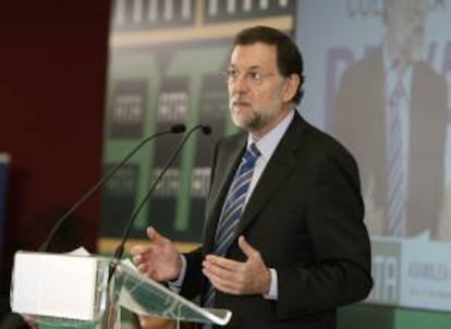 El presidente del Gobierno, Mariano Rajoy, durante su intervención durante la la clausura de la Asamblea de la Federación de Trabajadores Autónomos (ATA). EFE/Archivo