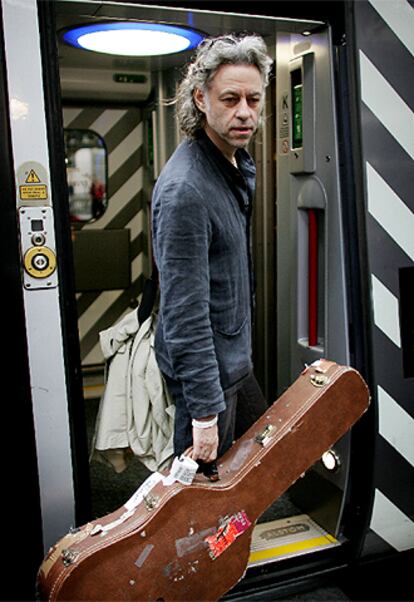 Bob Geldof, antes de viajar a un recital en Edimburgo en 2005.