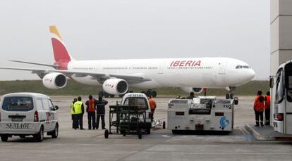 Un avi&oacute;n de la aerol&iacute;nea espa&ntilde;ola Iberia