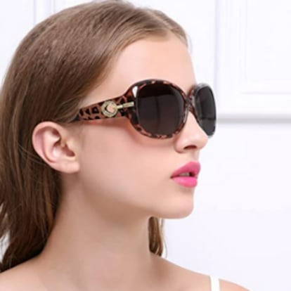 Con accesorios
