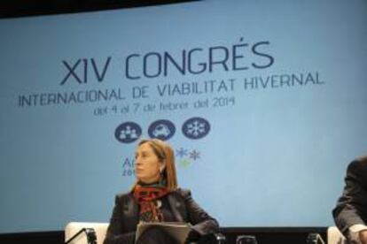 Fotografía facilitada por la Agencia de Noticias Andorrana (ANA) de la ministra de Fomento, Ana Pastor, durante su participación hoy en el XIV Congreso Internacional de Viabilidad Inverna, en Andorra la Vella.