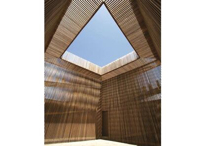 Restauración contemporánea de la Torre del Homenaje de Huéscar, aquí vista desde el interior, del arquitecto Antonio Jiménez Torrecillas.