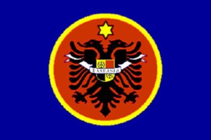 Bandera oficiosa de Dardania (nombre histórico de Kosovo)