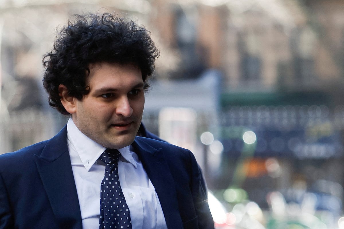 FTX crypto mastermind Sam Bankman-Fried sentenced to 25 years in prison |  Economy and Business | EL PAÍS English