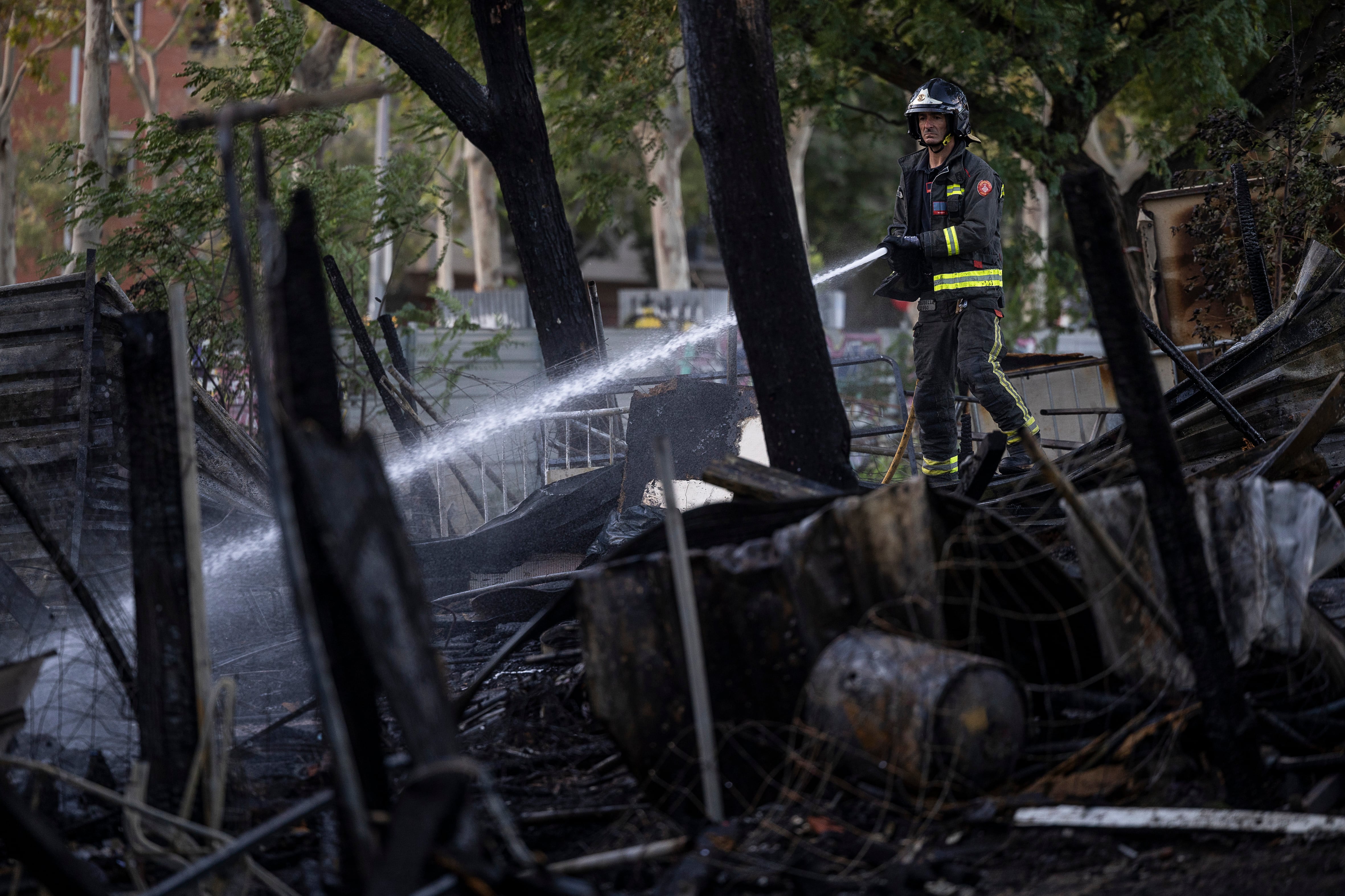 Villaggio di Pont de Calatrava evacuato a Barcellona per rischio incendio