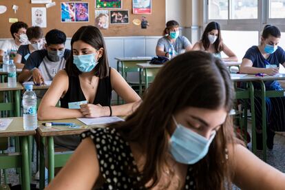 Prueba de selectividad en un instituto de Valencia, el pasado martes.