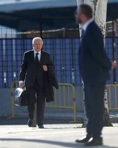 Llegada del abogado Javier Gómez de Liaño a la sede de la Audiencia Nacional de San Fernando (Madrid).