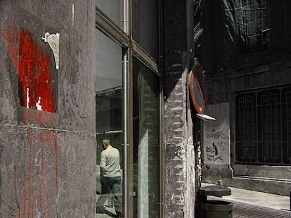 'Mancha roja', Madrid, 2001.