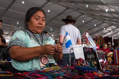 Una mujer indígena en México, en un festival de pueblos originarios. 