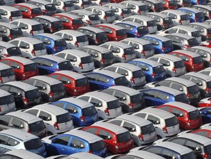 Los fabricantes de coches proponen al Gobierno un plan para invertir 54.000 millones en veinte años