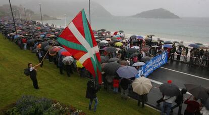 Manifestación a favor de los presos ayer por la tarde en San Sebastián.