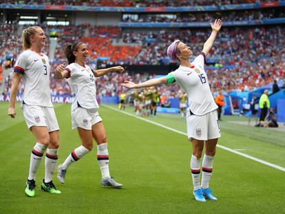 Jugadoras de la selección femenina de fútbol de EE UU, en Francia, el pasado julio.