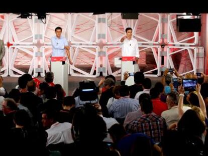 Los tres candidtos a la Secretaria General del PSOE Pedro S&aacute;nchez, Eduardo Madina y Jose Antonio P&eacute;rez Tapias, en un momento del debate.