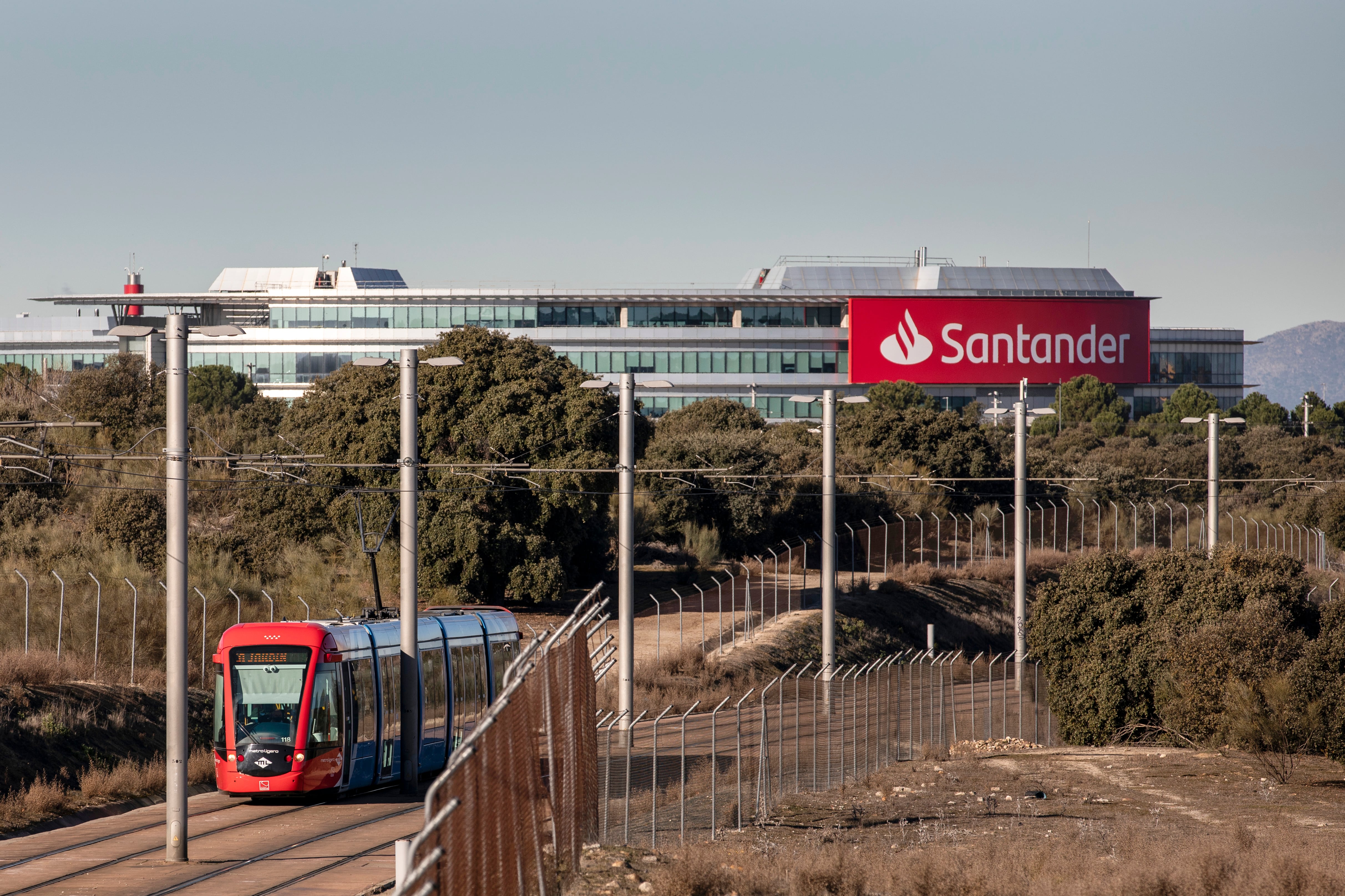 El Banco Santander finaliza su recompra de acciones valorada en 1.525 millones de euros