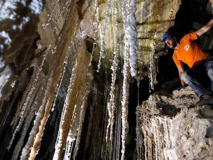 Así es la cueva de sal más grande del mundo