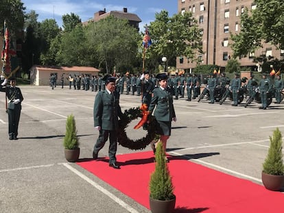 Homenaje a los caídos durante el acto de celebración del 175 aniversario de la Guardia Civil.