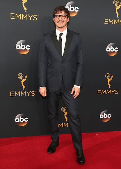 Pedro Pascal en los premios Emmy en 2016.