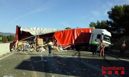 El camió accidentat.