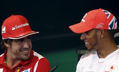 Alonso y Hamilton en la rueda de prensa