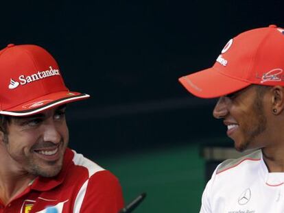 Alonso y Hamilton en la rueda de prensa