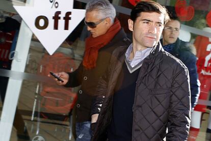 Marcelino, a su llegada esta mañana al estadio Sánchez Pizjuán.