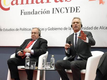 José Luis Bonet, Robert Kennedy Jr. y Antonio Garrigues Walker, ayer en Madrid.