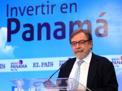 El periodista y escritor español Juan Luis Cebrián. EFE/Archivo