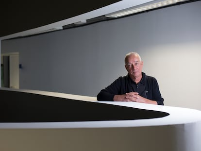 El genetista Antonio Alonso, director del Instituto Nacional de Toxicología y Ciencias Forenses, en la sede central del municipio madrileño de Las Rozas.