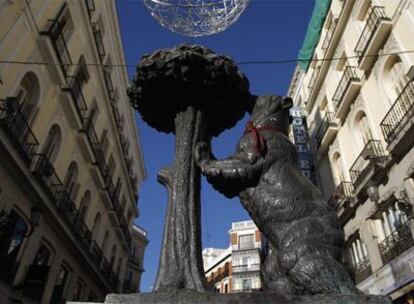 La popular estatua del oso y el madroño, en la puerta del Sol