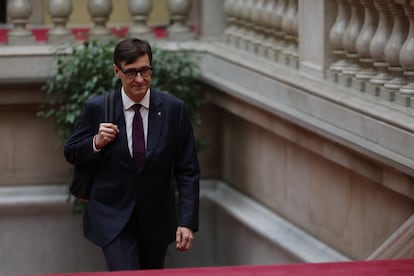 El president Salvador Illa, a su llegada al Parlament para la comparecencia sobre los casos de corrupción del PSOE