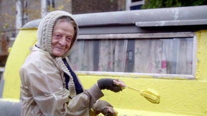 Maggie Smith, en 'The lady in the van'.